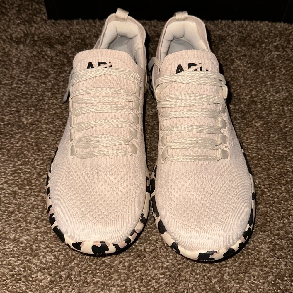 APL Techloom Breeze